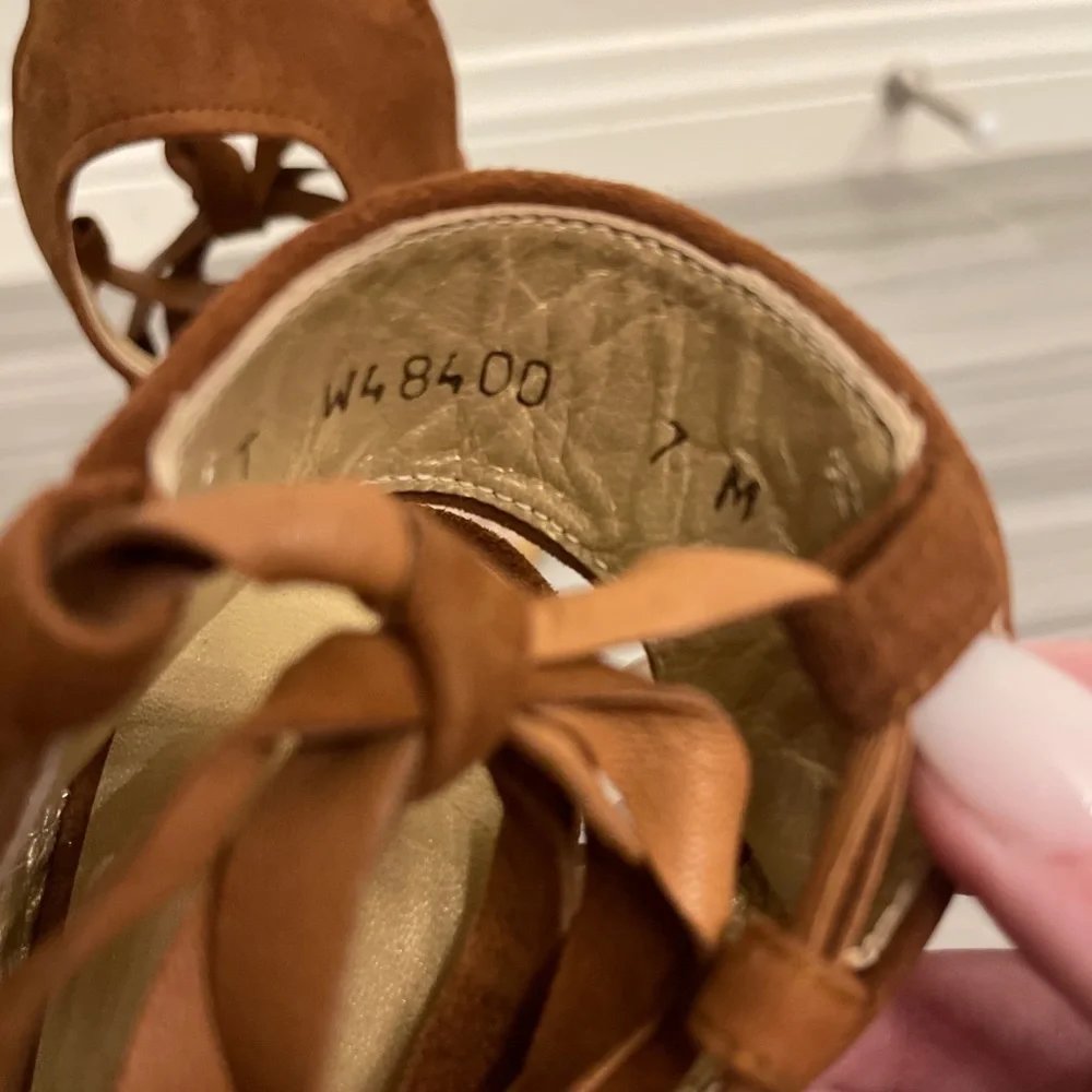 Stuart Weitzman Brown Suede Wedge Sandals - Picture 12 of 13